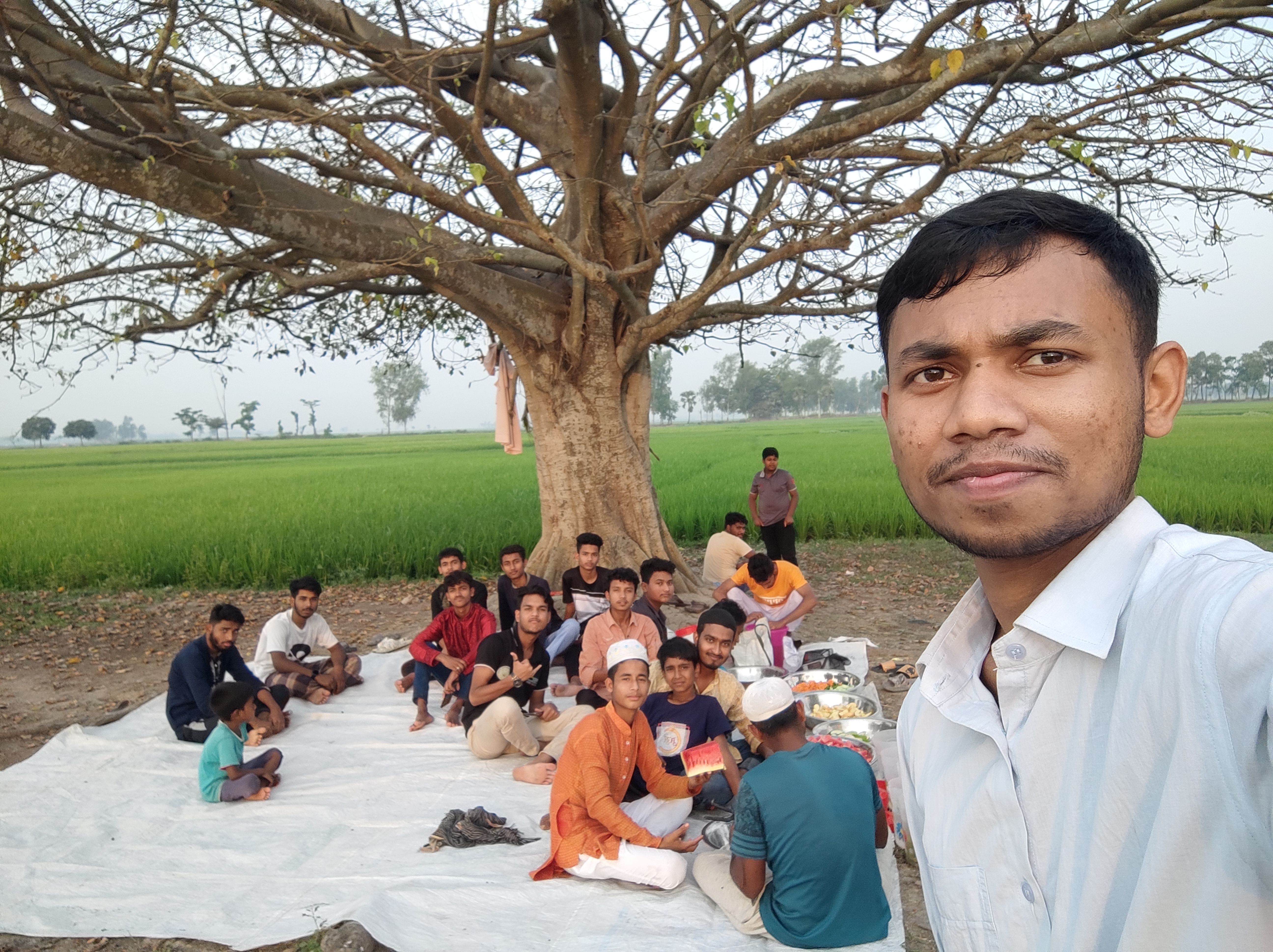 Huilagari picnic picture